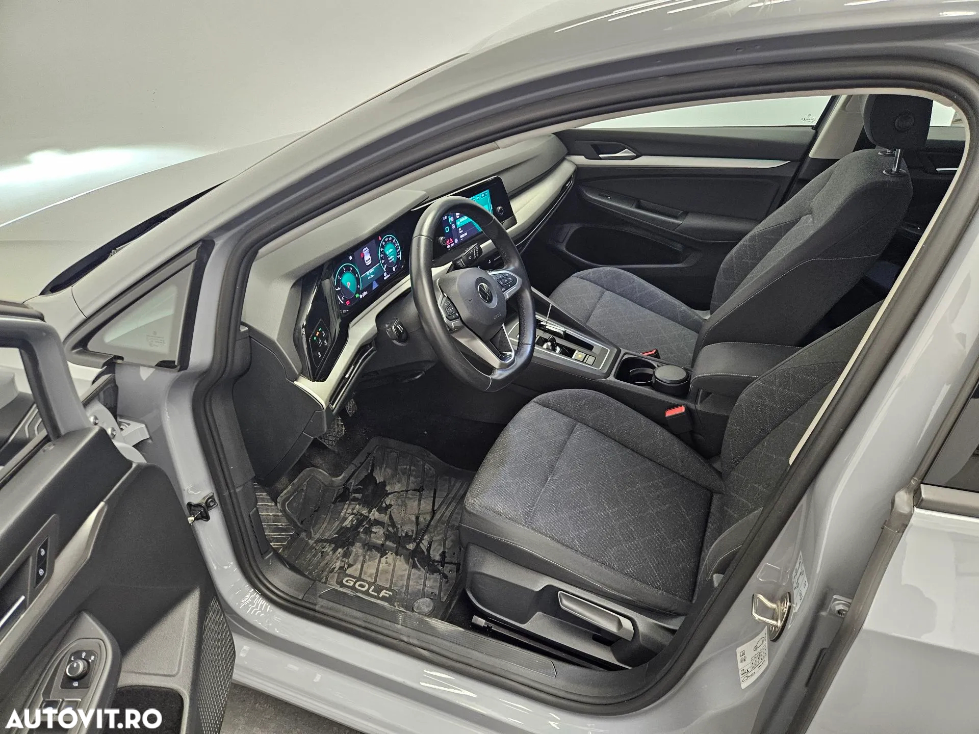 Volkswagen Golf - 4