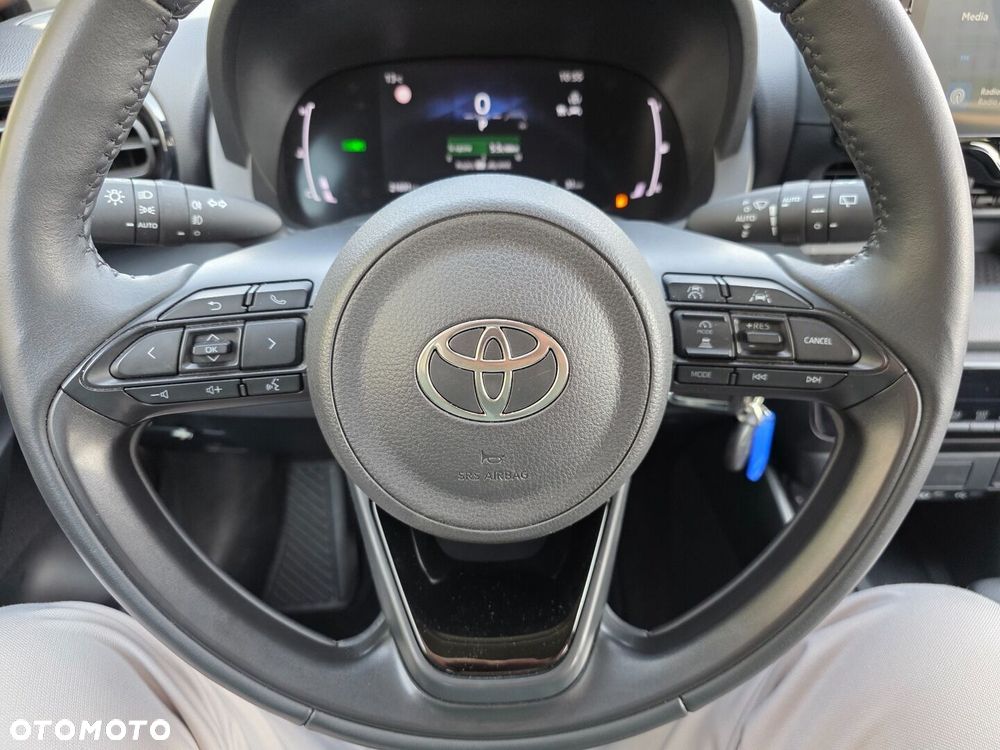 Toyota Yaris Hybrid 1.5 Style - 11