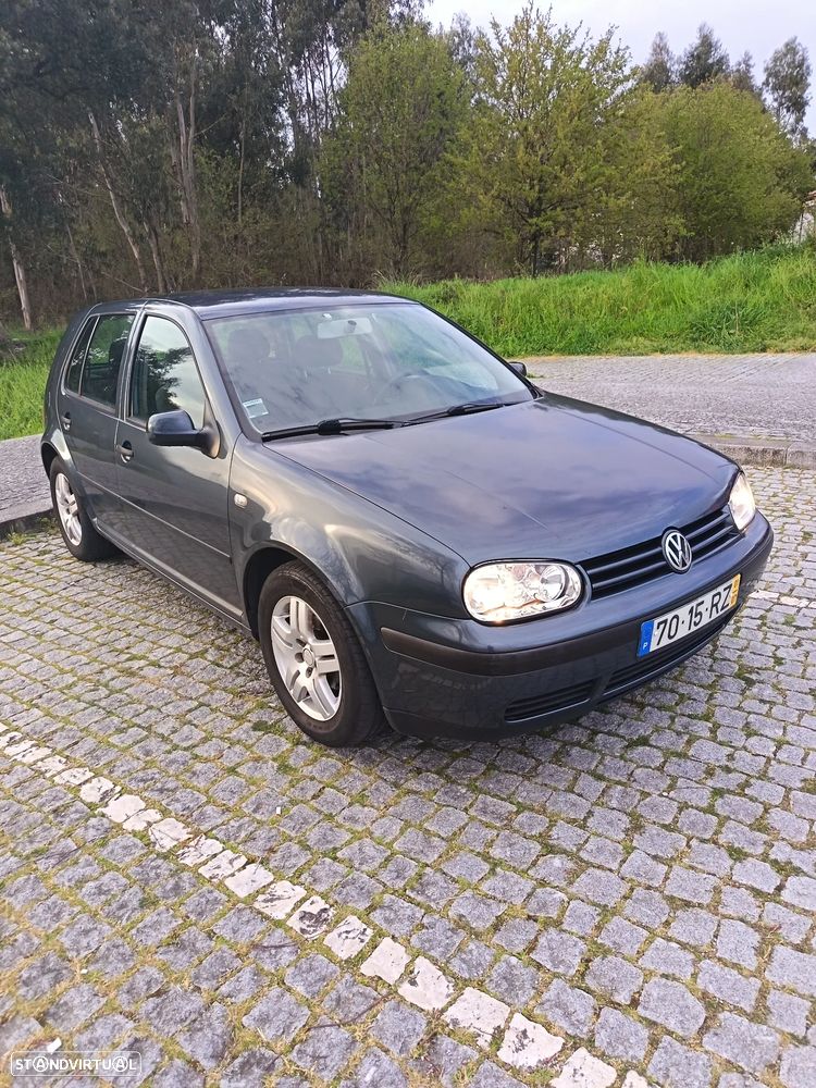 VW Golf 1.4i Conceptline - 1