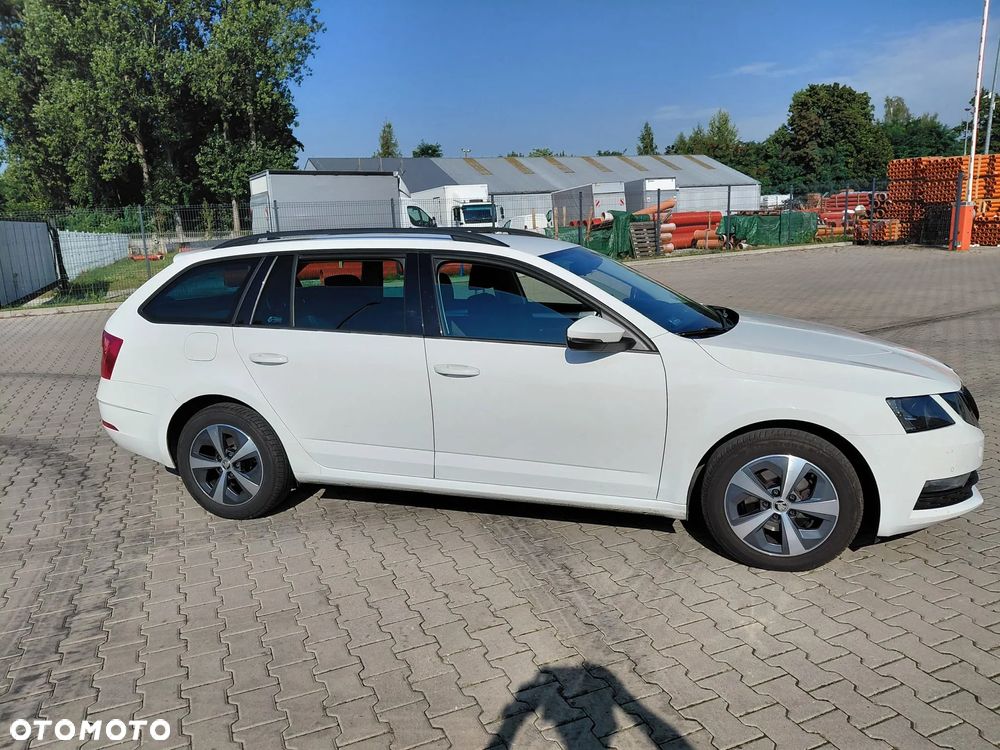Skoda Octavia 1.6 TDI SCR Ambition - 12