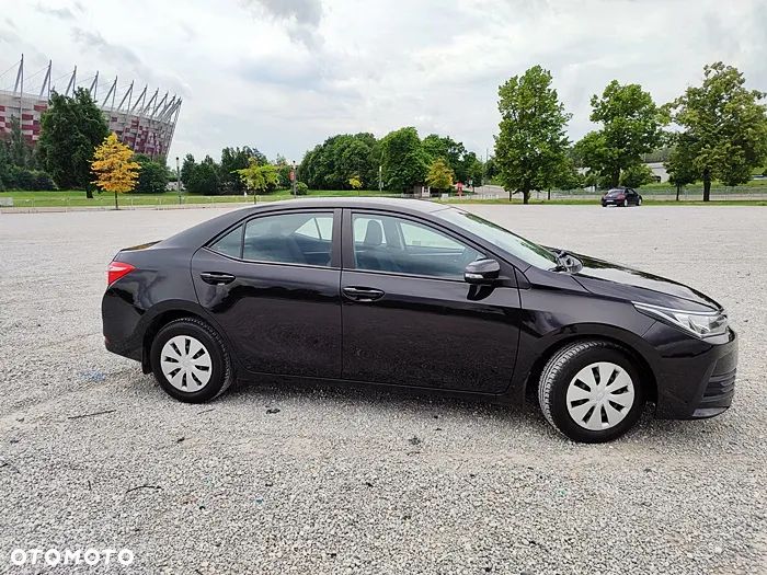 Toyota Corolla - 16
