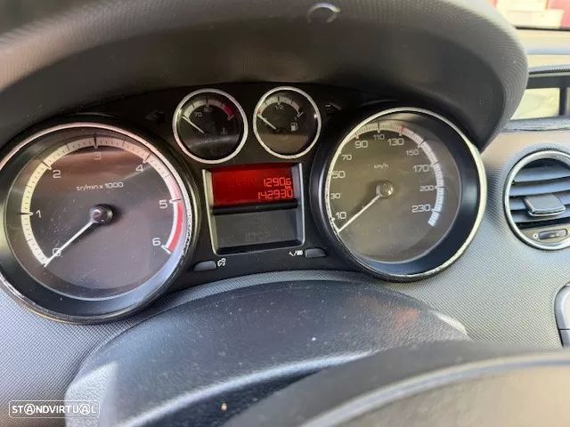 Peugeot 308 1.6 HDi Active — fotografia 18