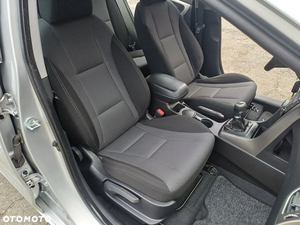 Hyundai i30 blue 1.6 GDI Style - 23