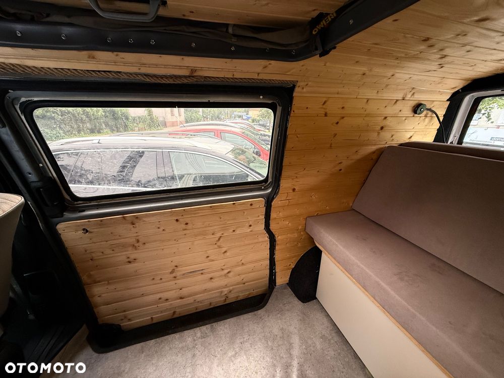 Volkswagen Transporter T4 - 15