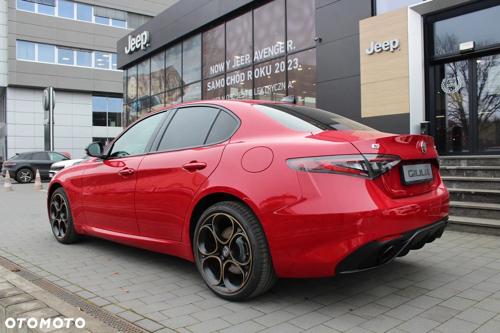 Alfa Romeo Giulia 2.0 Turbo Intensa Q4 - 3