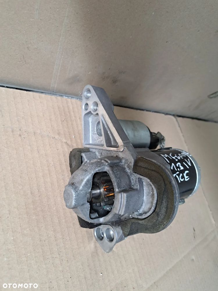 Renault Megane IV Captur II 1.2 tce rozrusznik silnika - 2