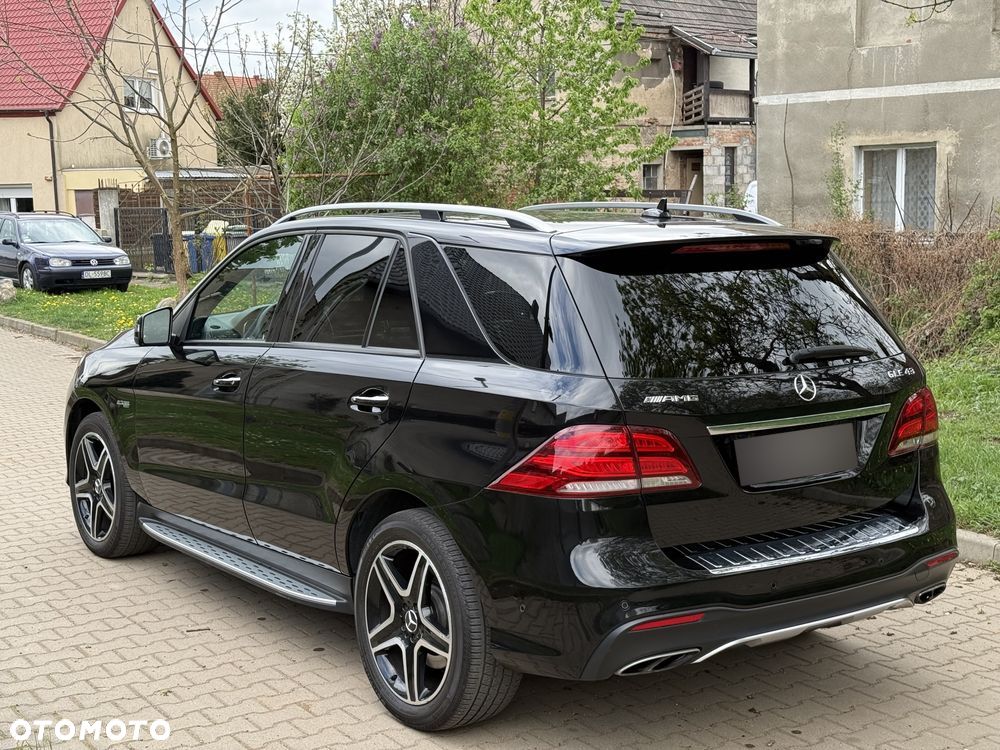 Mercedes-Benz GLE AMG 43 4Matic 9G-TRONIC AMG Line - 11