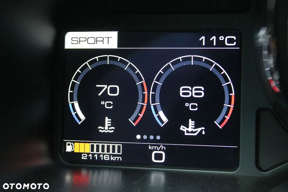 Ferrari GTC4Lusso - 29