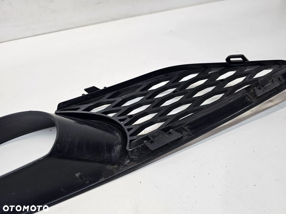 KRATKA HALOGENU ATRAPA ZDERZAKA PRAWA AUDI Q7 4L LIFT 4L0807676C - 7