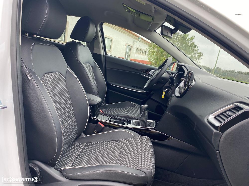 Kia XCeed 1.0 T-GDI Drive - 12