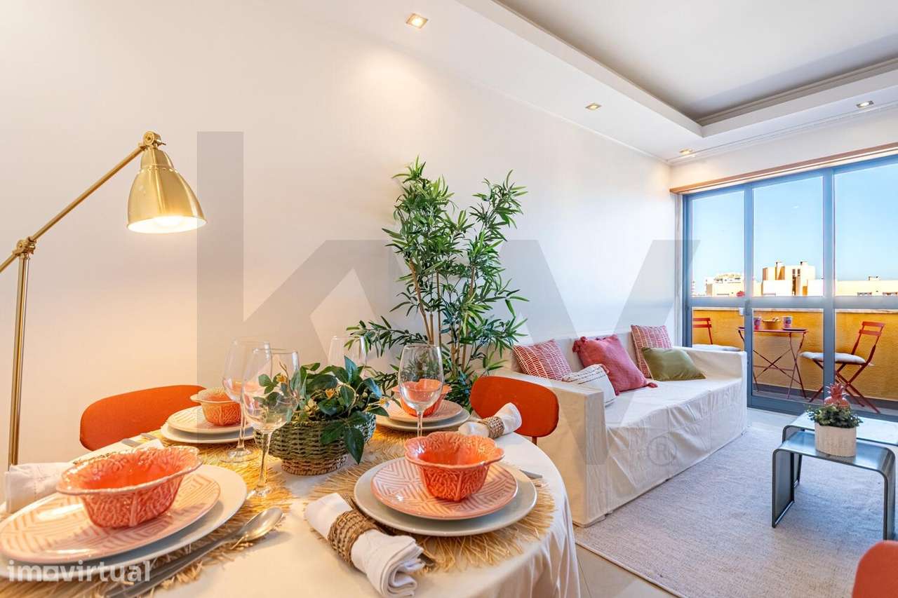 Apartamento T3 | Rua Beatriz Costa - Urbanização da Ribeirada, Odivela - Grande imagem: 3/47