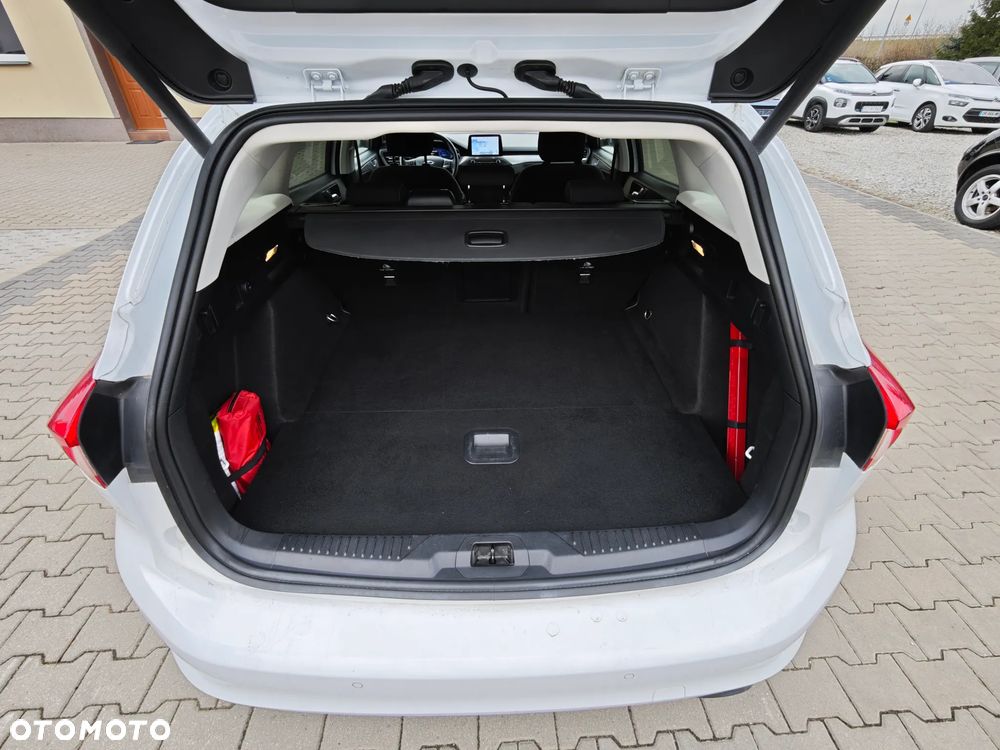 Ford Focus 1.5 EcoBlue STart-Stopp-System TITANIUM X - 22