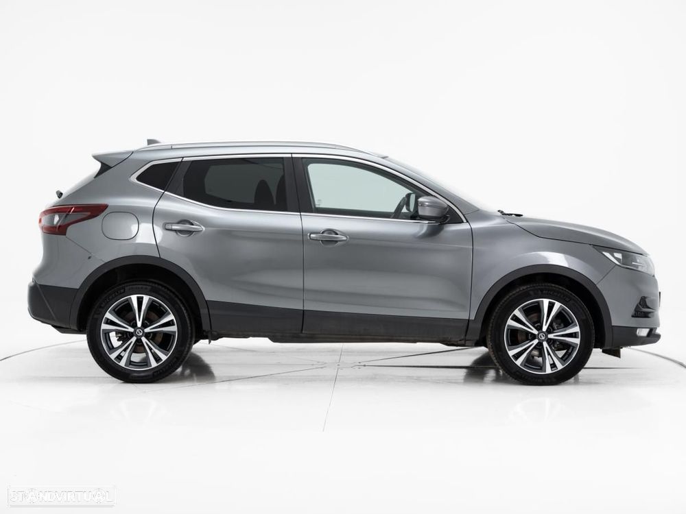 Nissan Qashqai - 2