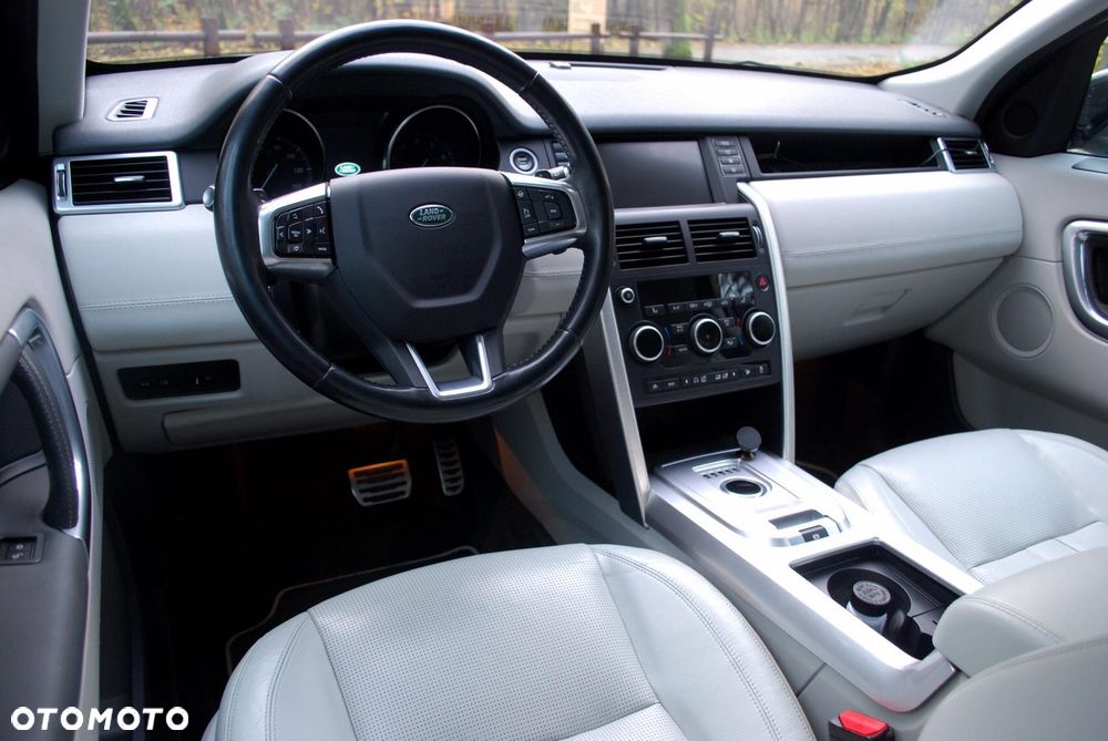 Land Rover Discovery Sport 2.0 Si4 HSE Luxury - 6