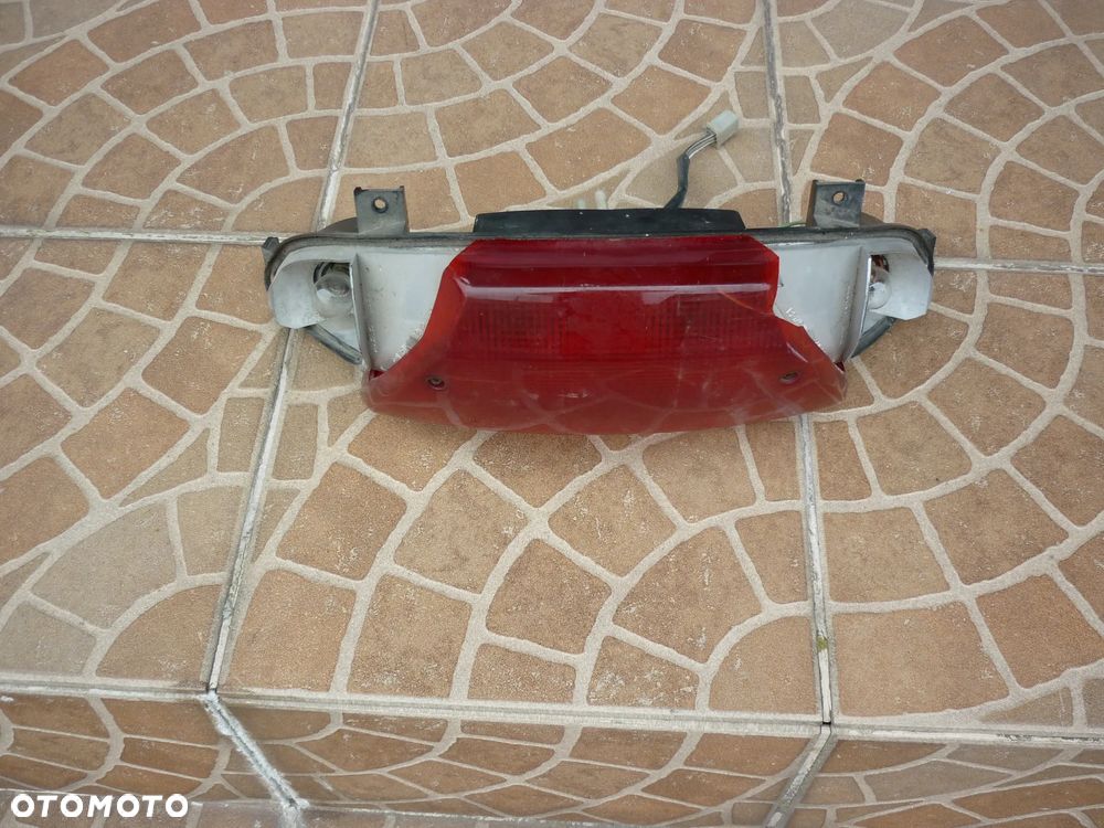 Lampa tył owiewka Suzuki Burgman 400 99-2001