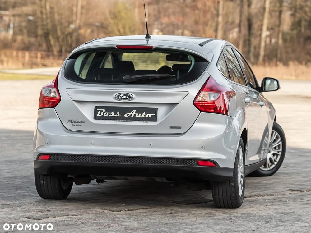 Ford Focus 1.6 TDCi DPF Champions Edition - 13