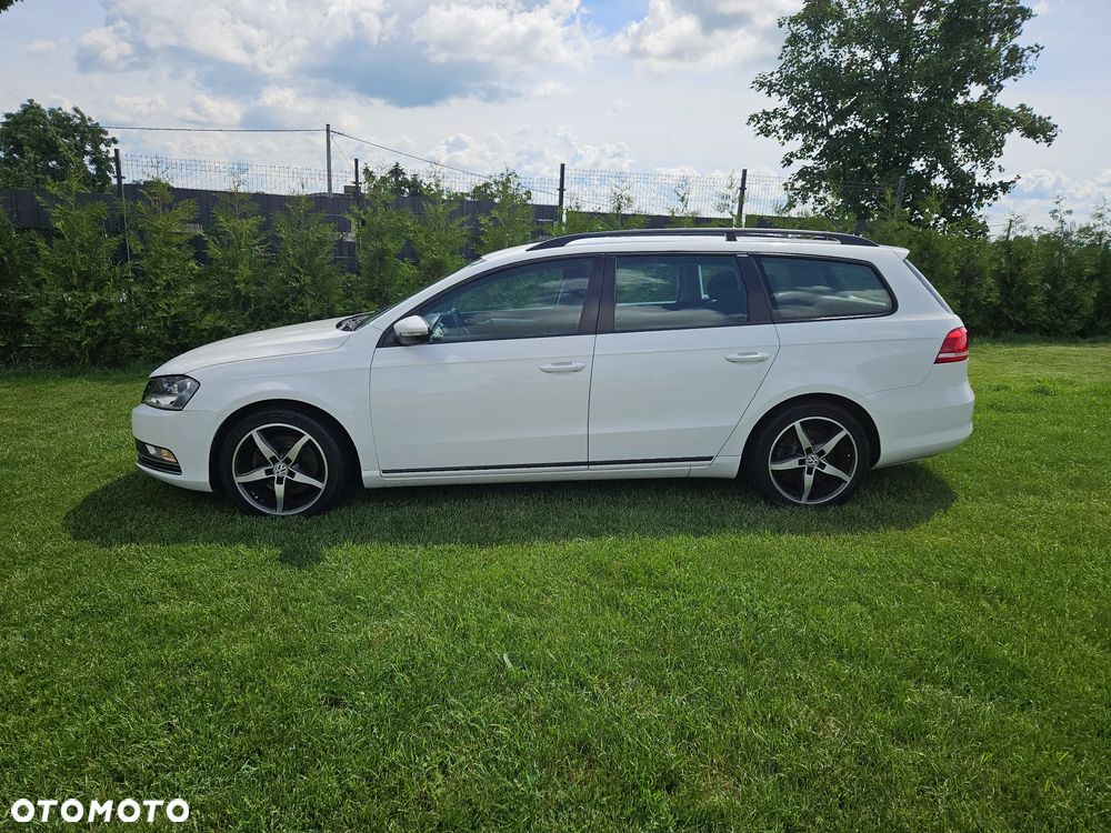 Volkswagen Passat - 2