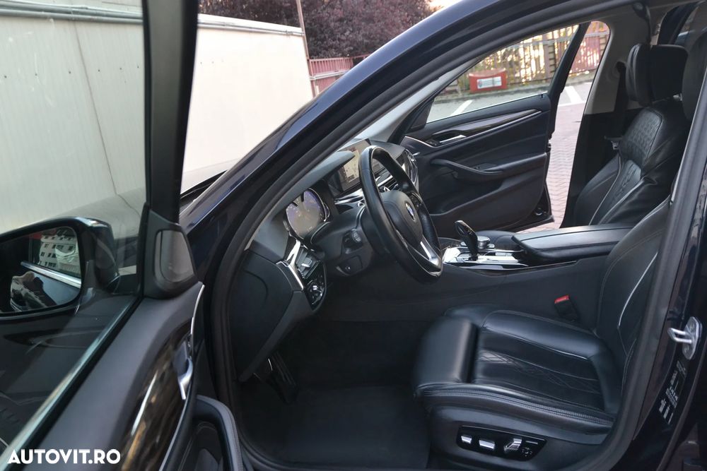 BMW Seria 5 530d Aut. Luxury Line - 8