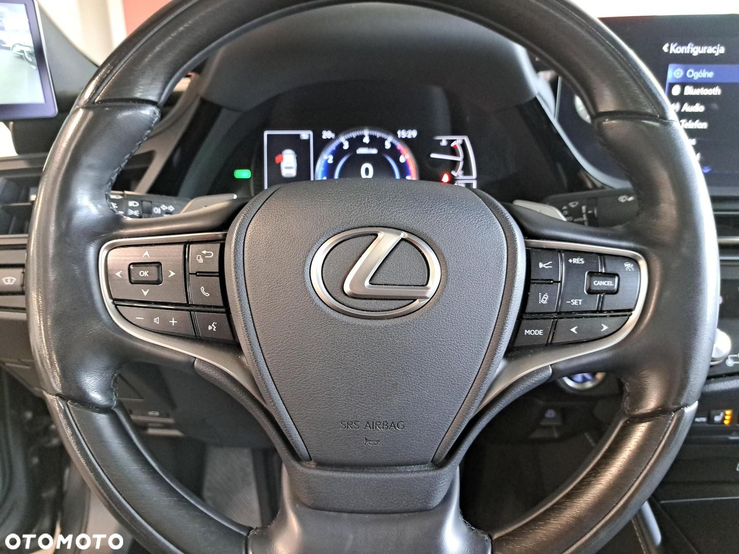 Lexus ES - 31
