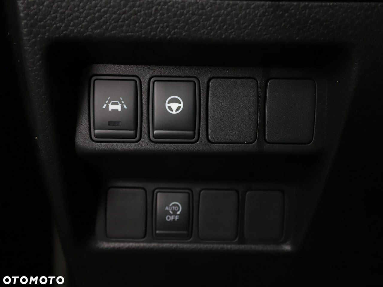Nissan Qashqai 1.7 dCi N-Connecta - 30