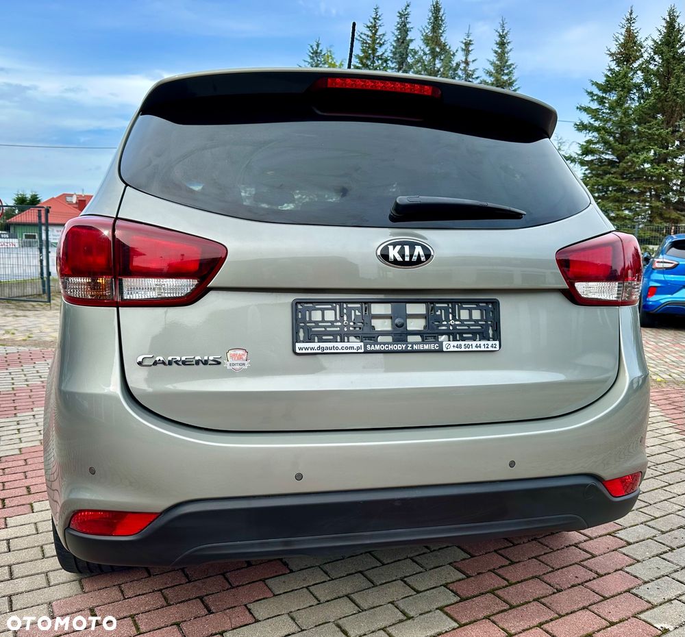 Kia Carens 1.6 GDI Dream-Team Edition - 7