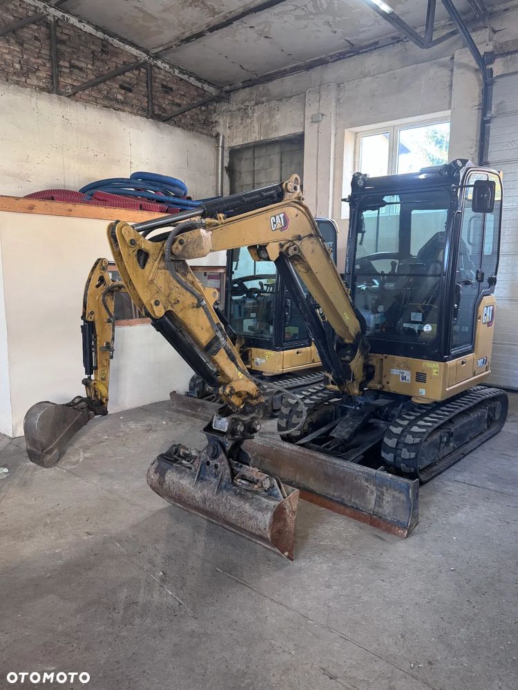 Caterpillar 302.7 - 9