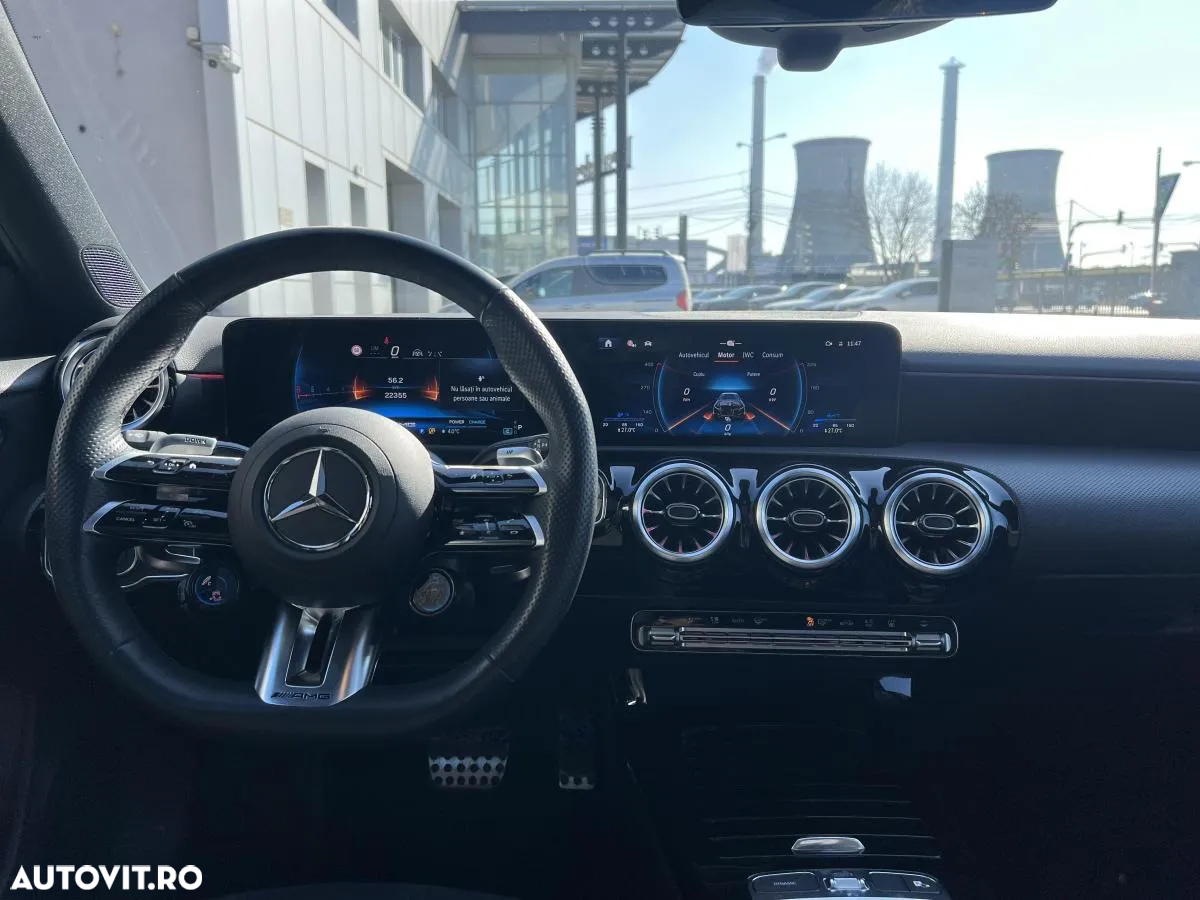Mercedes-Benz A AMG 35 4MATIC MHEV 8G-DCT - 12