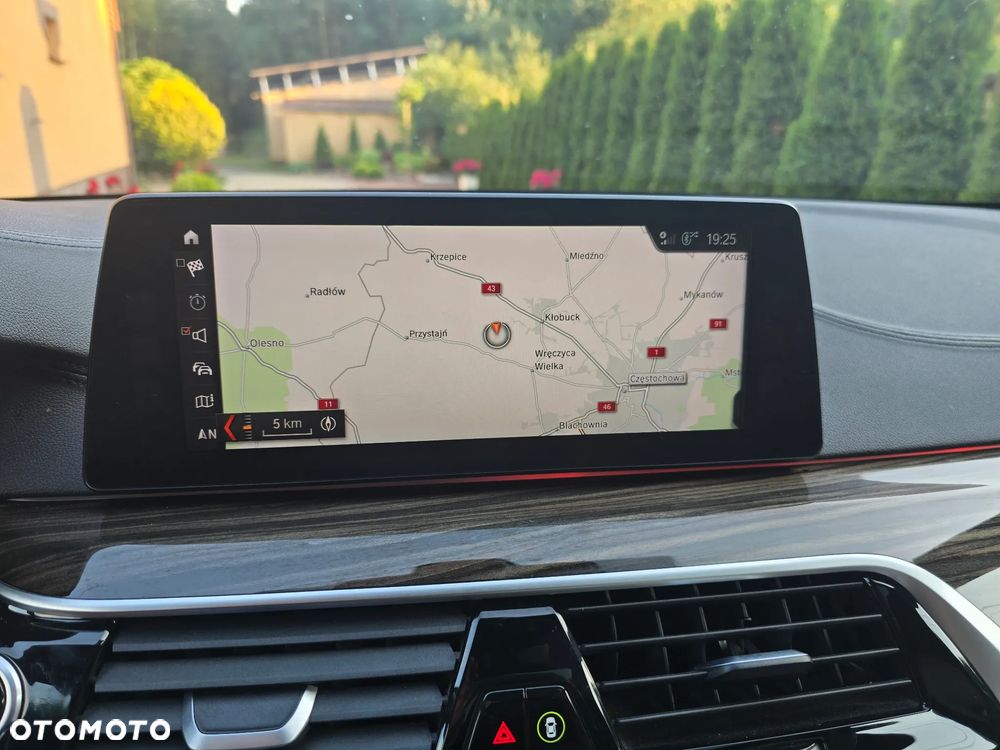 BMW Seria 5 520d xDrive Luxury Line - 30