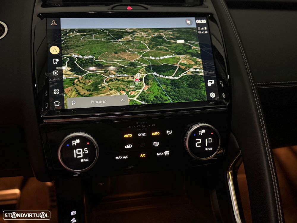 Jaguar E-Pace 1.5 P300e R-Dynamic HSE AWD Aut. — fotografia 59