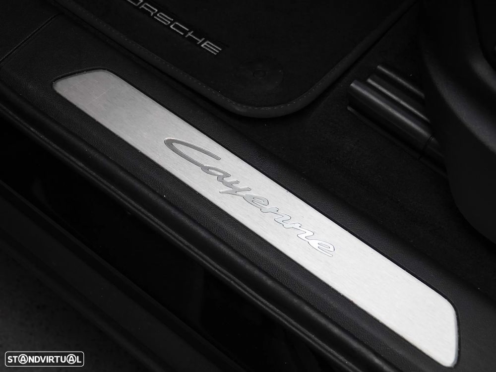 Porsche Cayenne E-Hybrid - 22