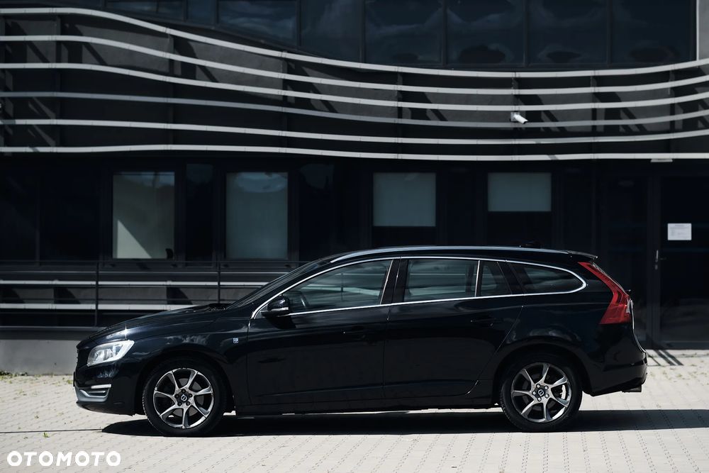 Volvo V60 D2 Ocean Race - 1