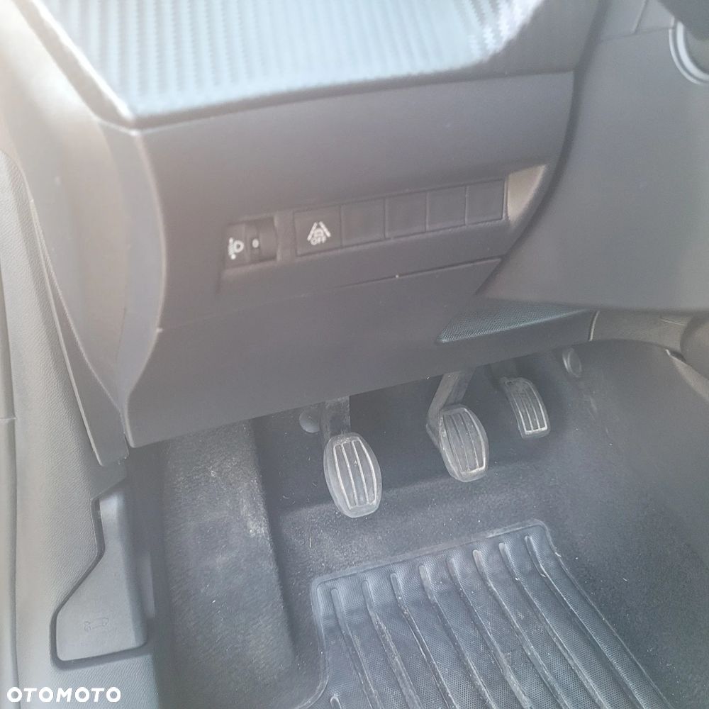 Peugeot 208 1.5 BlueHDi Active S&S - 8