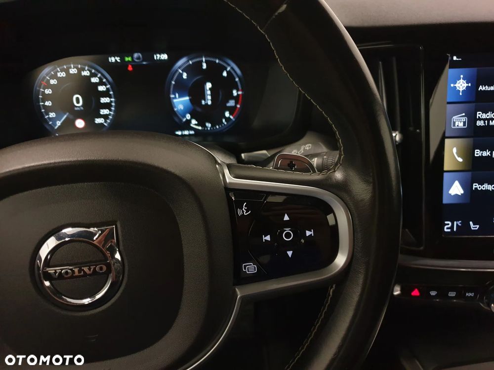 Volvo V60 D3 Geartronic R-Design - 12