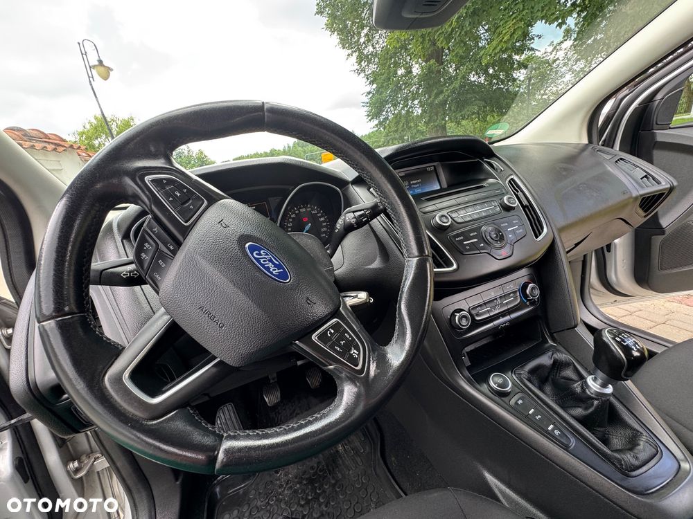 Ford Focus - 17