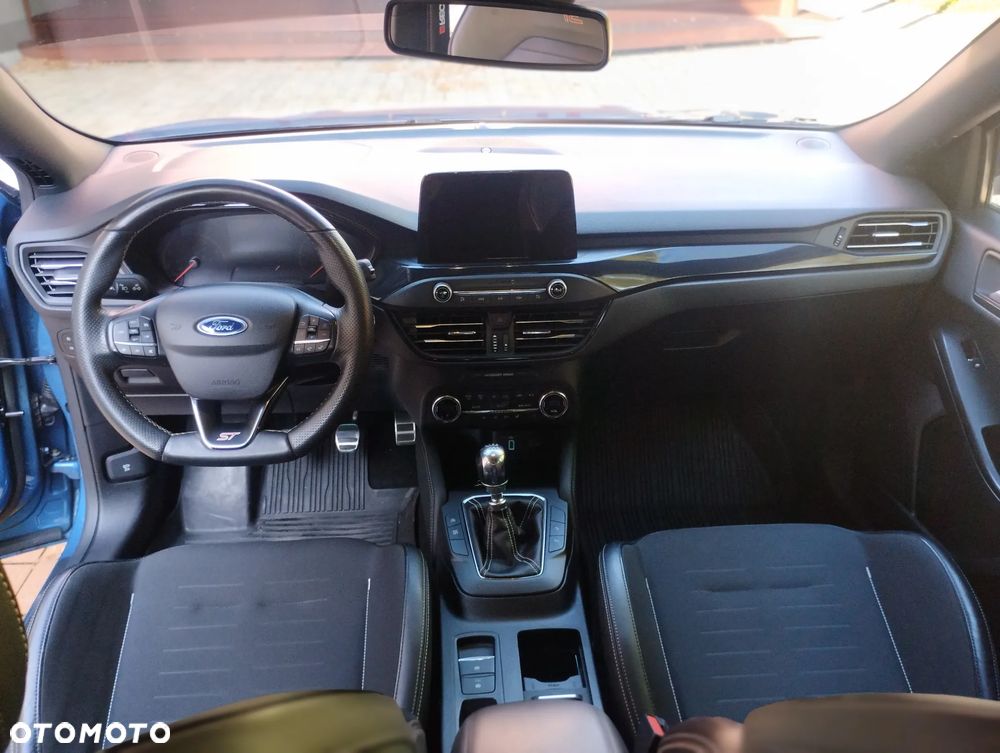 Ford Focus 2.3 EcoBoost ST X - 18