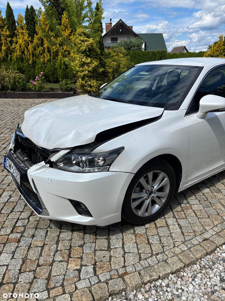 Lexus CT - 5