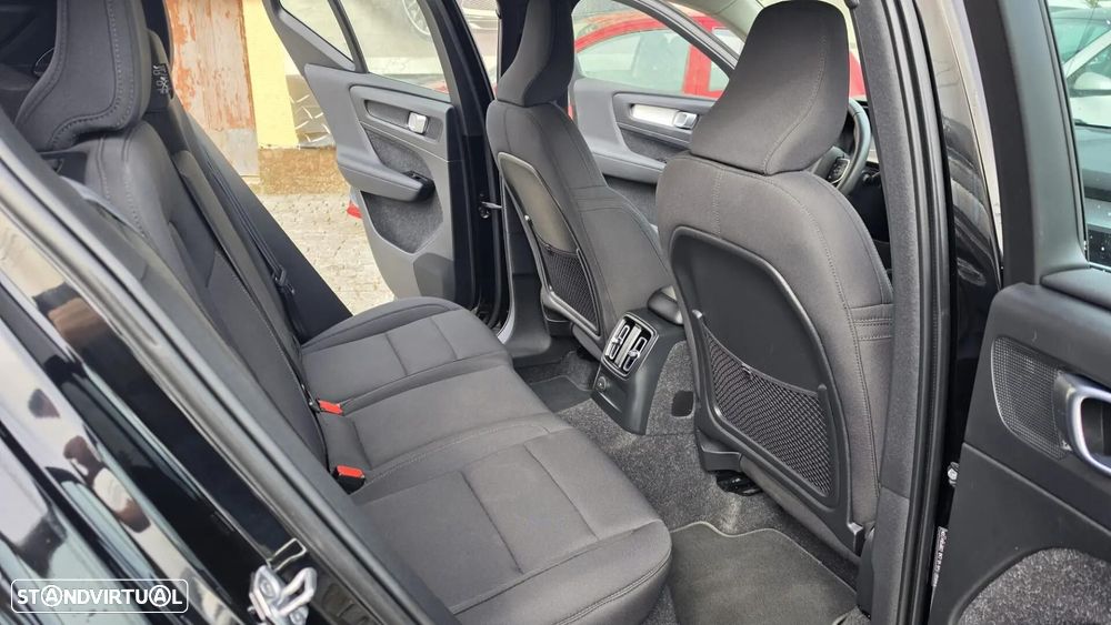 Volvo XC 40 1.5 T5 PHEV Momentum Plus - 8