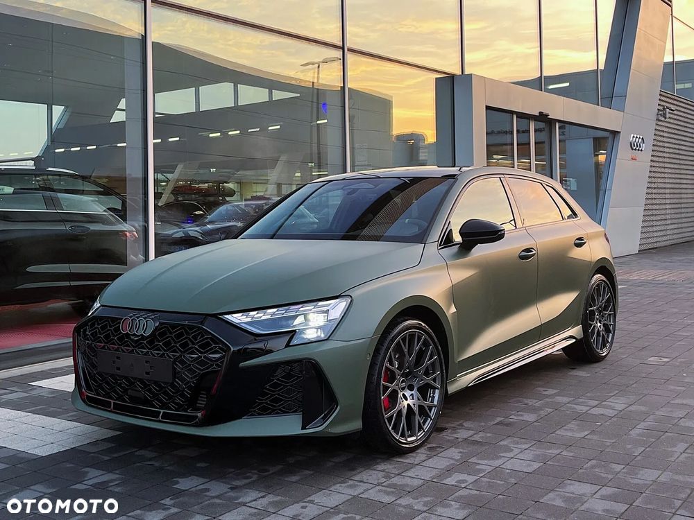 Audi RS3 Sportback - 2