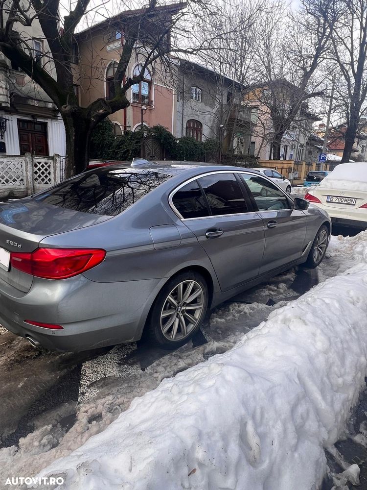 BMW Seria 5 520d AT - 3