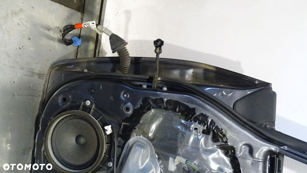 DRZWI PRAWY PRZÓD TOYOTA AURIS 2.0D4D 1G3 - 6