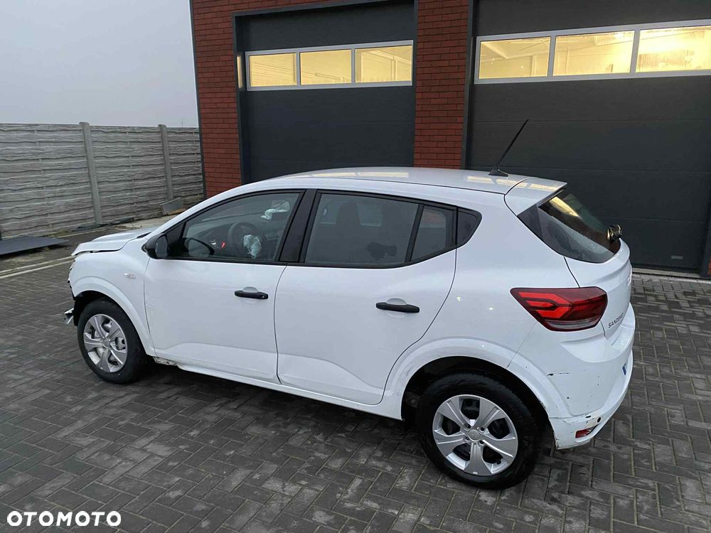 Dacia Sandero SCe 65 Essential - 36