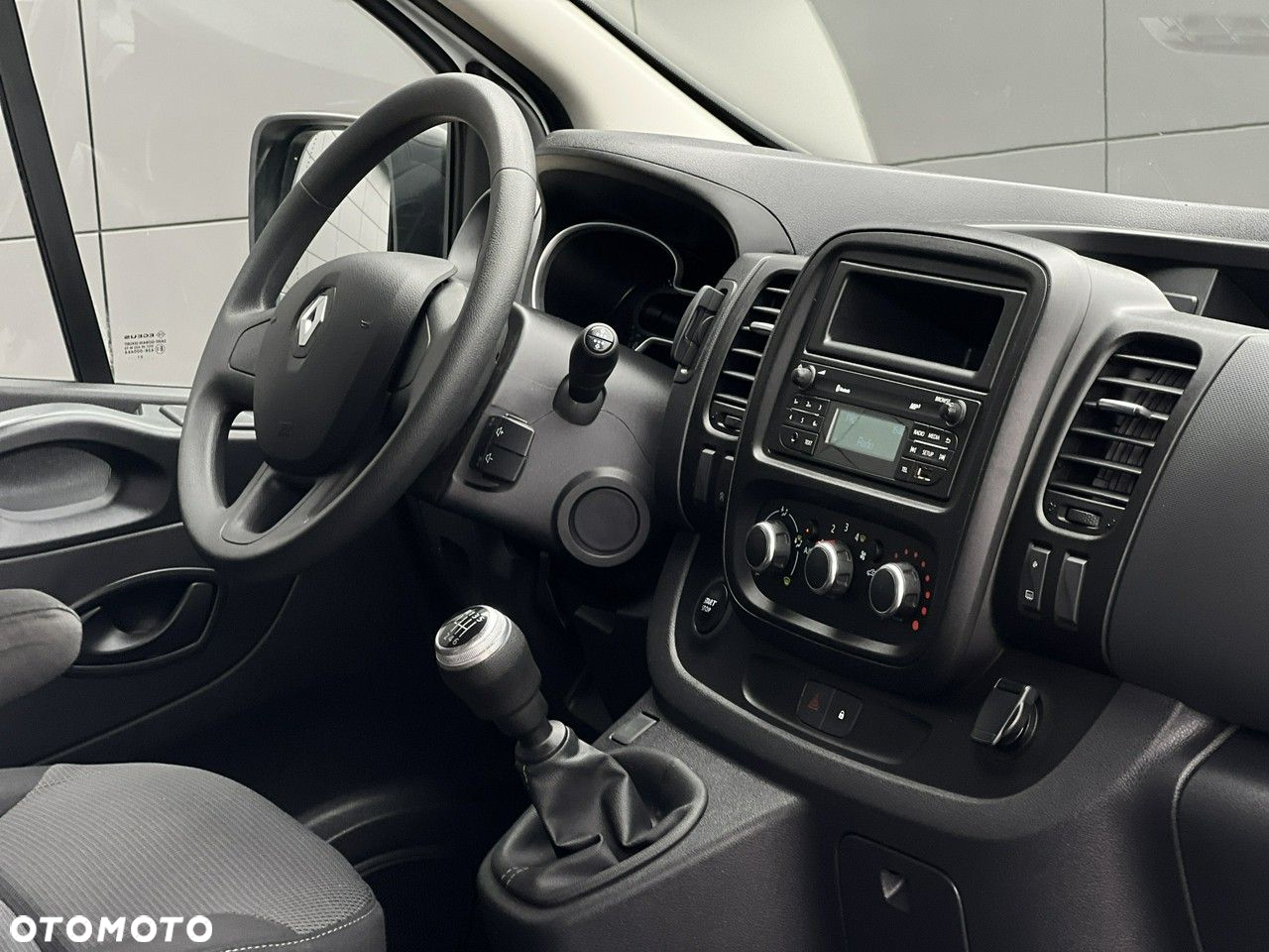Renault Trafic - 28
