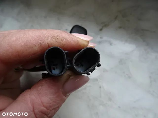 DYSZA SPRYSKIWACZY MASKI BMW E39 NR13 - 7