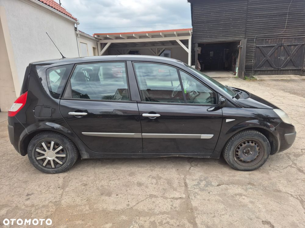 Renault Scenic 1.6 16V Authentique - 8