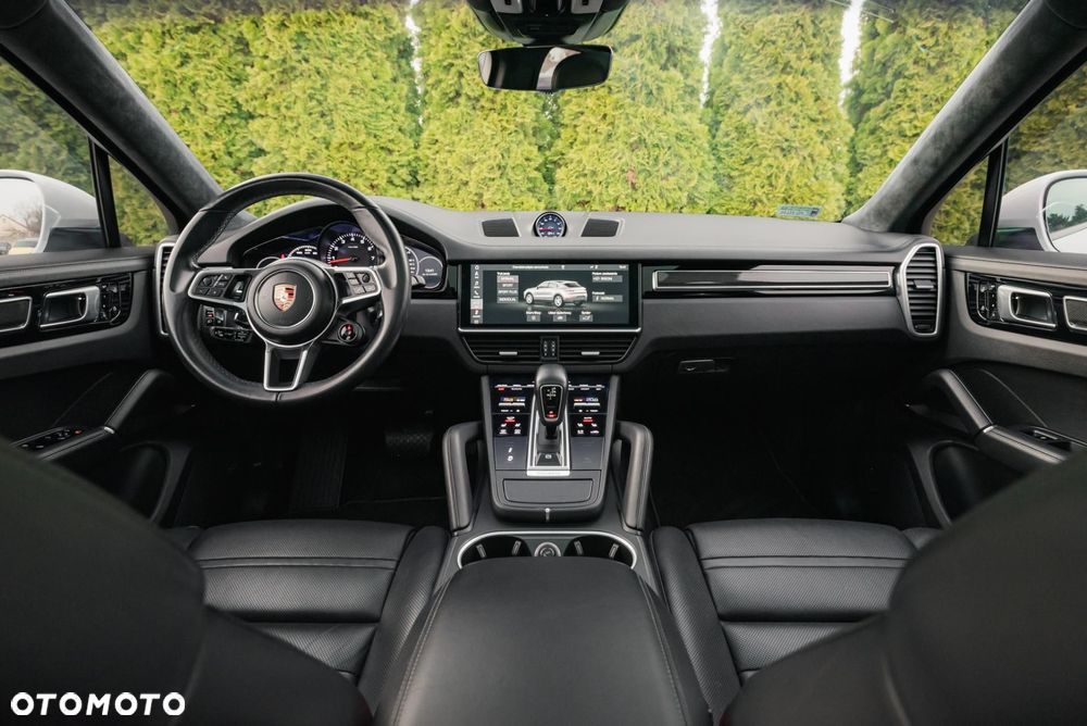 Porsche Cayenne - 10