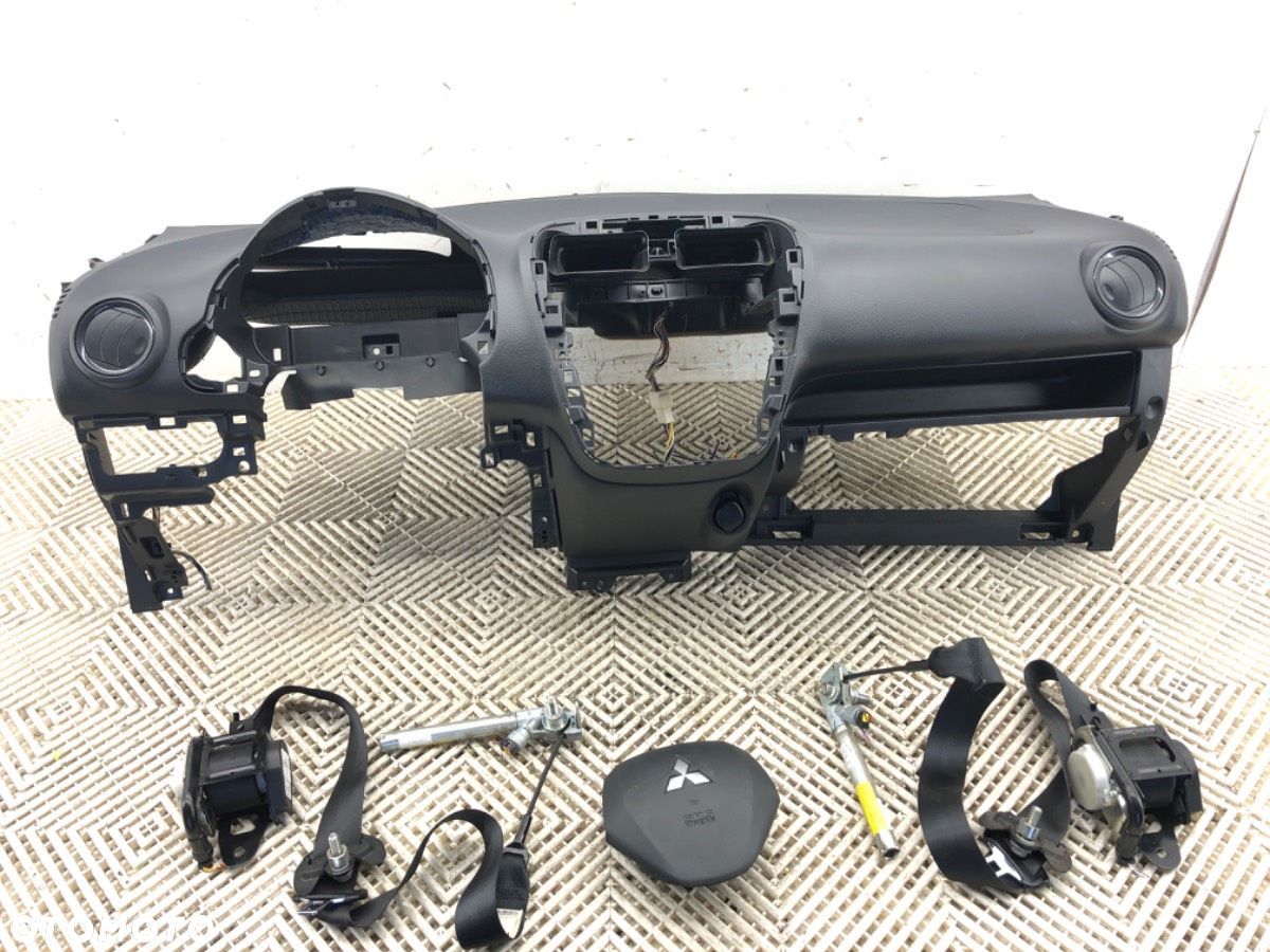 KOKPIT PODUSZKI PASY KOMPLET - 1999.00 PLN - MITSUBISHI MIRAGE / SPACE STAR VI liftback (A0_A) 2012 - 1