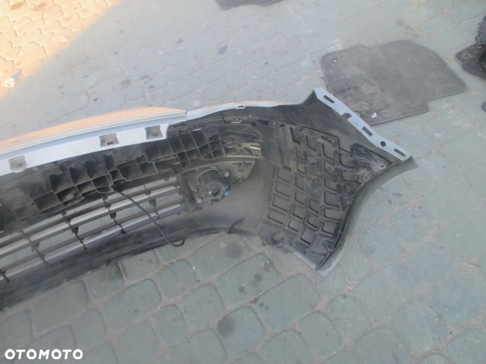 Zderzak Renault Scenic II lift TEC66 - 9