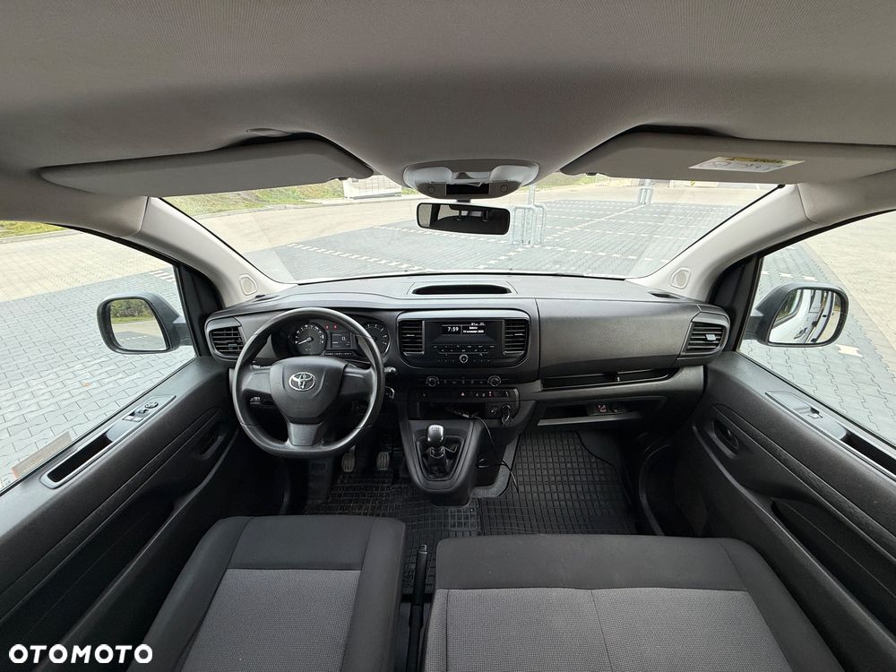 Toyota ProAce Kombi 2.0 D-4D Long 2,8t - 12