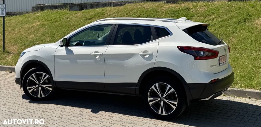 Nissan Qashqai 1.2 DIG-T Start/Stop N-Connecta - 4