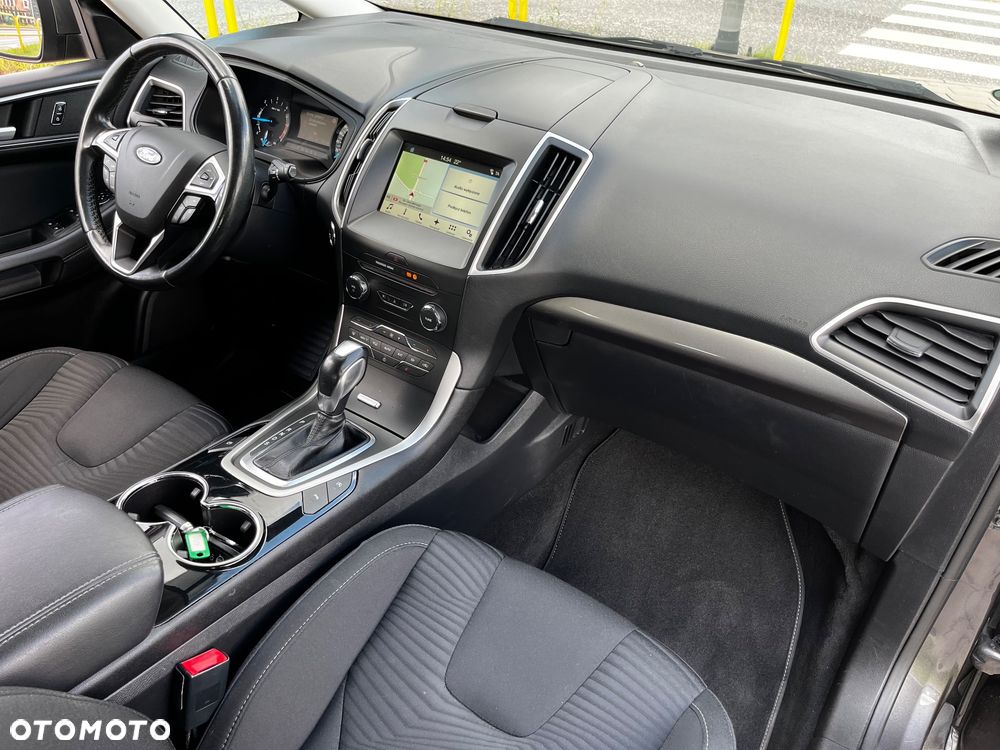 Ford S-Max 2.0 TDCi Titanium PowerShift - 24